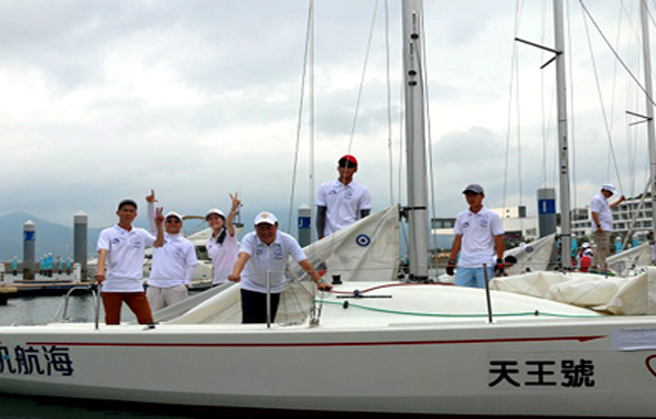 Tian Wang Won the Third Place in “SZWA Cup Sailing Race”